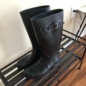 Rain boots